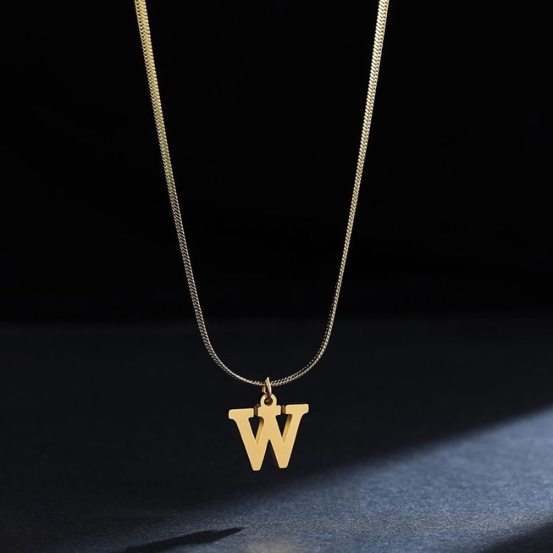 Colar com Pingente Inicial Banhado em Ouro 18k
