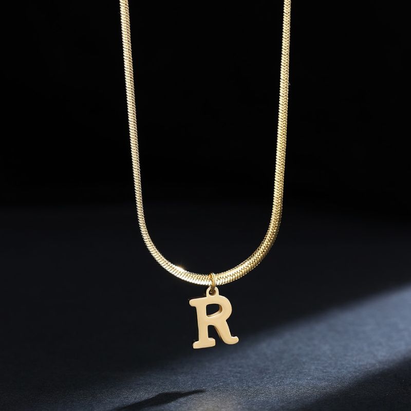 Colar com Pingente Inicial Banhado em Ouro 18k