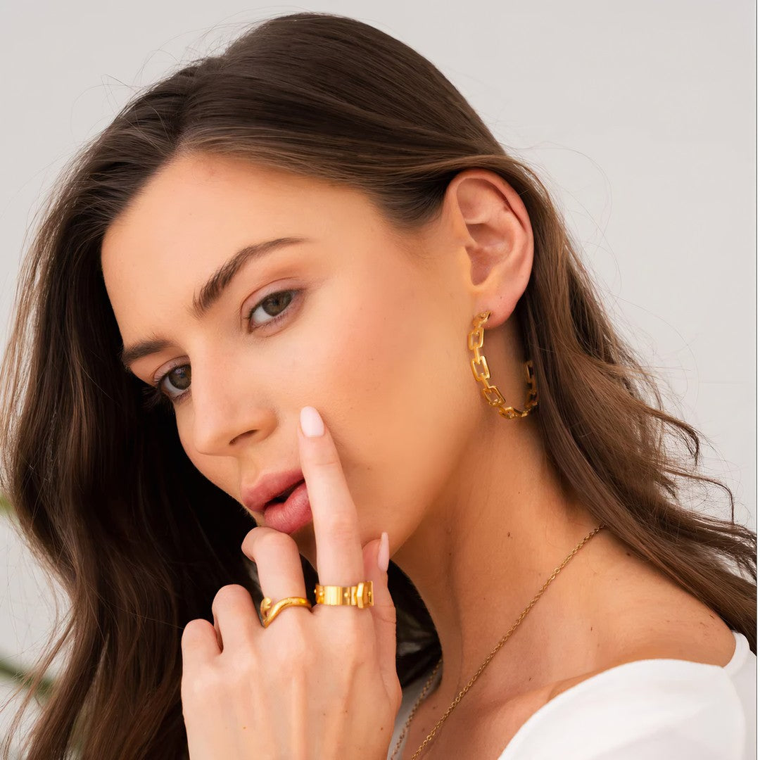 Brinco Athena Banhado a Ouro 18K
