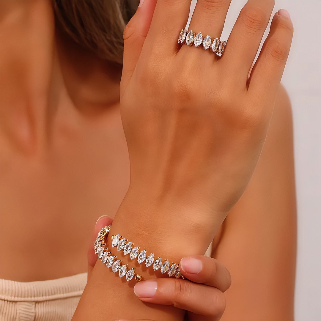 Conjunto Segredo (Bracelete e Anel) Banhado em Ouro 18k